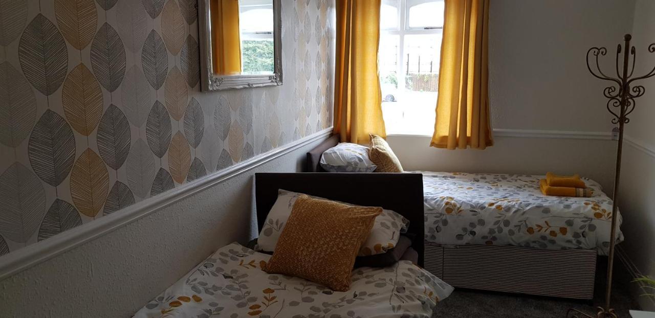 The New Wellington Hotel Brierley Hill Kültér fotó