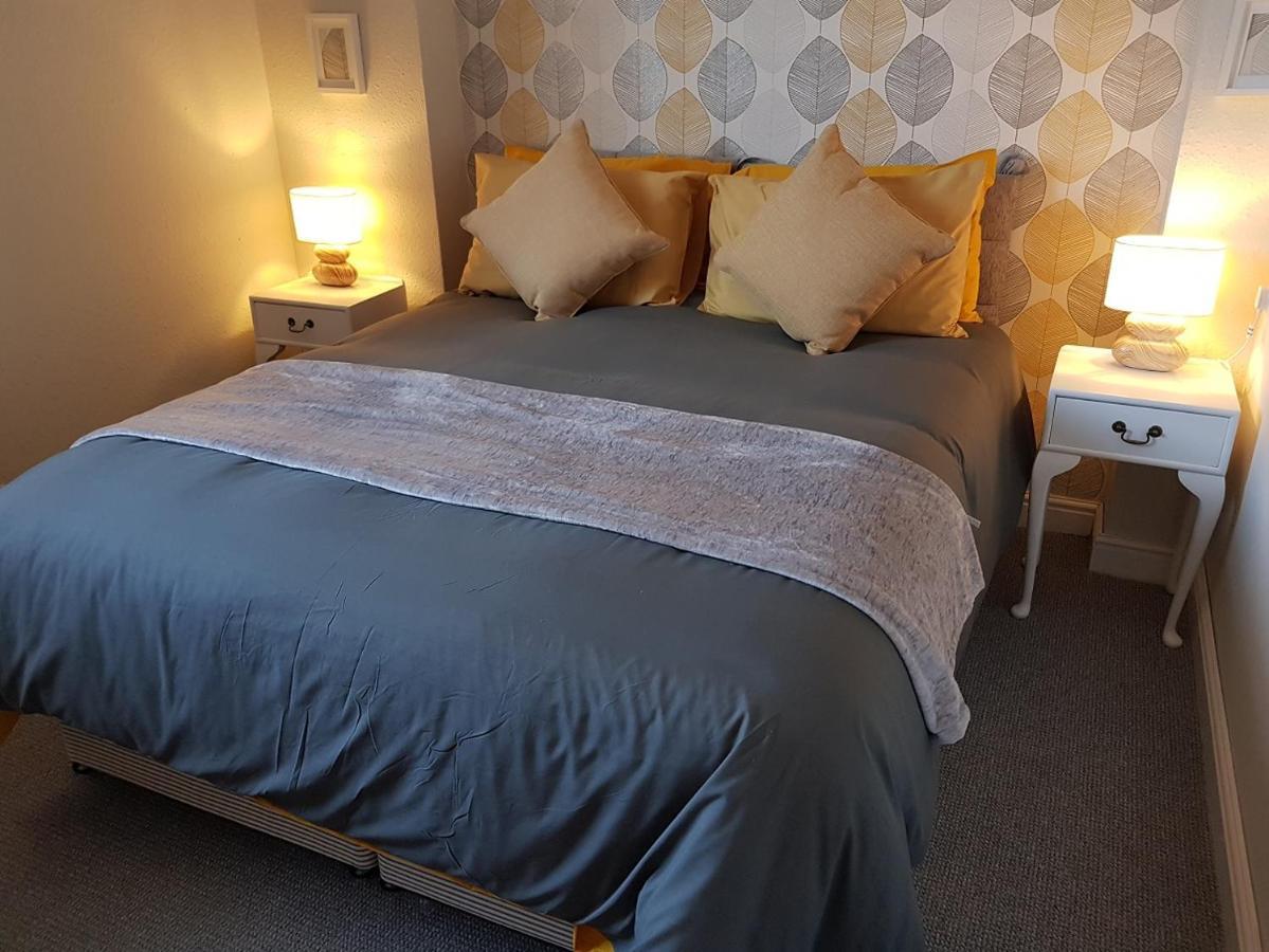 The New Wellington Hotel Brierley Hill Kültér fotó