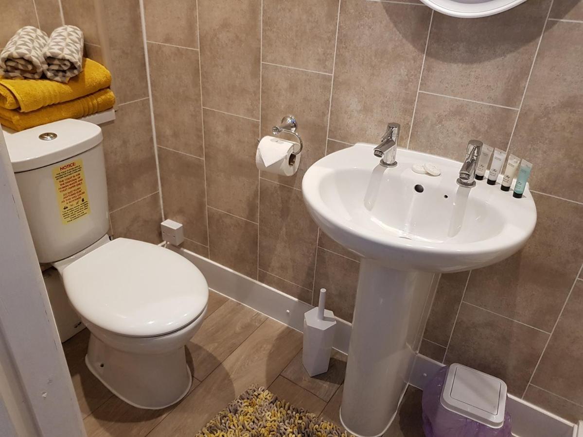The New Wellington Hotel Brierley Hill Kültér fotó