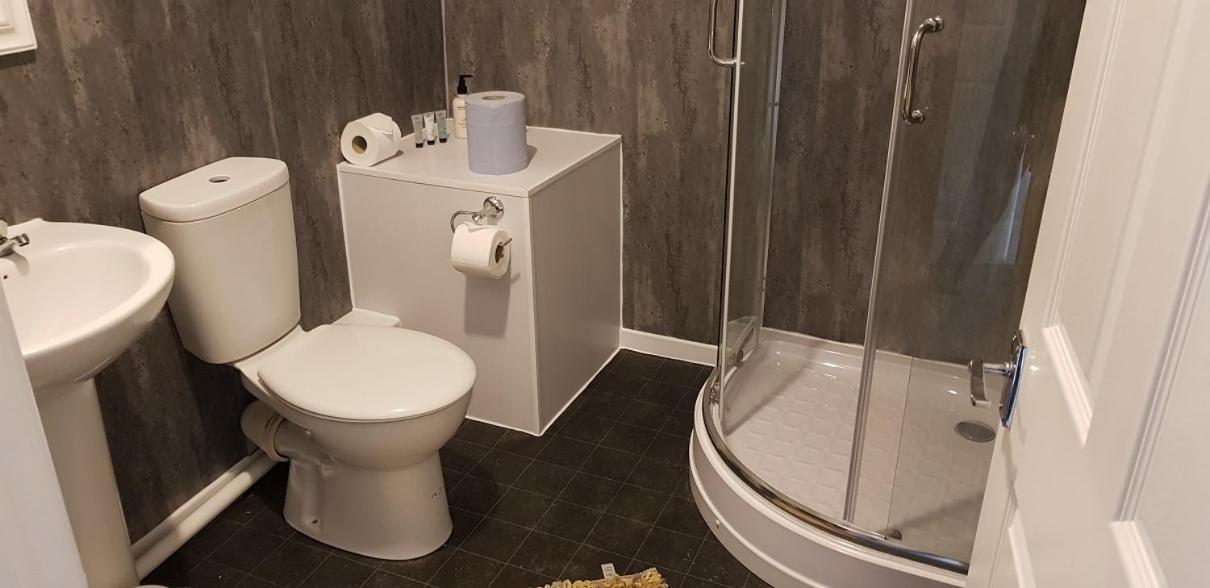 The New Wellington Hotel Brierley Hill Kültér fotó